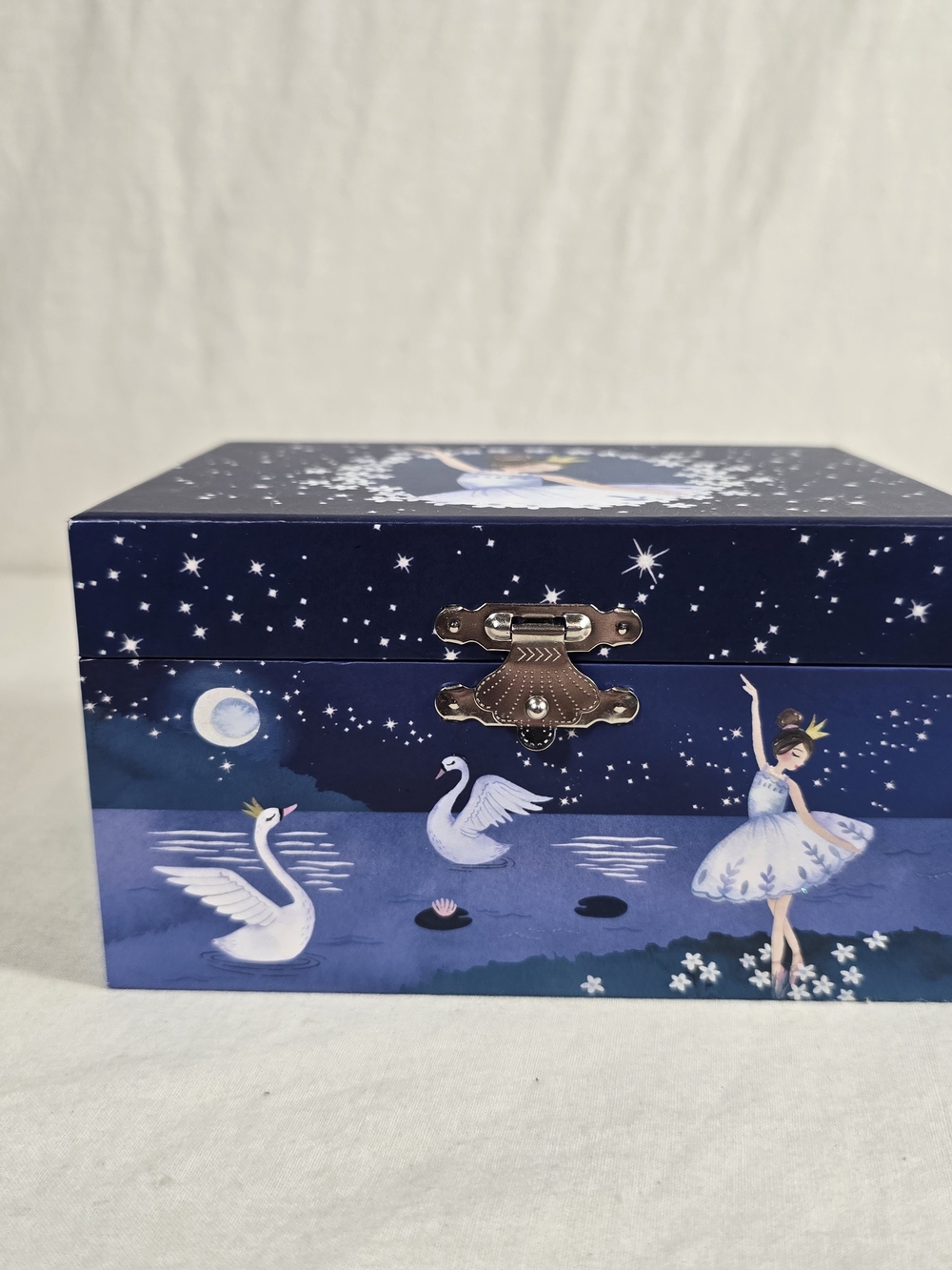 Jewelkeeper Swan Lake Ballerina Musical Jewelry Box